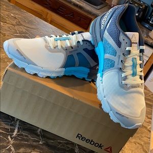 Reebok women’s Guide 3.0 sz 9